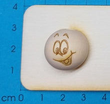 Lade das Bild in den Galerie-Viewer, 5er Set, Holzkugeln mit Gesicht (20mm)