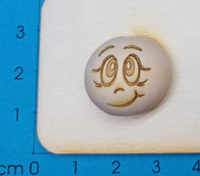 Lade das Bild in den Galerie-Viewer, 5er Set, Holzkugeln mit Gesicht (20mm)