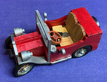 Lade das Bild in den Galerie-Viewer, Auto (Oldtimer) für Puppenhaus