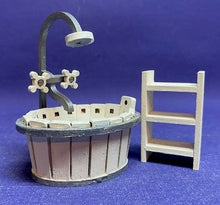 Lade das Bild in den Galerie-Viewer, Komplettset "Dachbadezimmer" für Puppenhaus