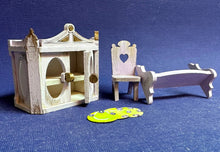Lade das Bild in den Galerie-Viewer, Buffet (Oberteil), Wandregal und 1 Stuhl für Puppenhaus