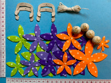 Lade das Bild in den Galerie-Viewer, kleine Blumenkinder aus Filz (verschiedene Ausführungen)