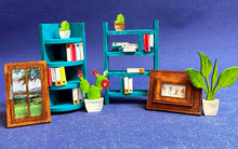 Lade das Bild in den Galerie-Viewer, Regale, Bilderrahmen, Fenster, Topfpflanzen und Zubehör für Puppenhaus