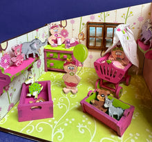 Lade das Bild in den Galerie-Viewer, Komplettset "Mädchen Babyzimmer" für Puppenhaus