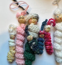 Lade das Bild in den Galerie-Viewer, Holzkugeln mit Gesicht (25mm)