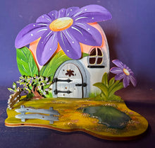 Lade das Bild in den Galerie-Viewer, Blumenhaus mit viel Zubehör