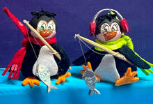 Lade das Bild in den Galerie-Viewer, Pinguine zum Fädeln aus Filz, 6er Set