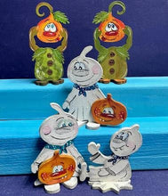 Lade das Bild in den Galerie-Viewer, Kürbis- und Geister zum Stellen
