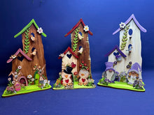 Lade das Bild in den Galerie-Viewer, Vogelhaus zum Stellen und Dekorieren