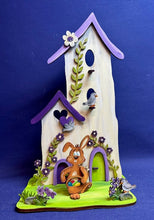 Lade das Bild in den Galerie-Viewer, Vogelhaus zum Stellen und Dekorieren