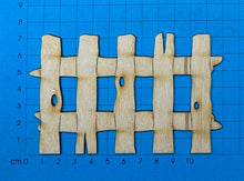 Lade das Bild in den Galerie-Viewer, Zaun mit und ohne Ständer aus Holz
