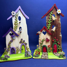 Lade das Bild in den Galerie-Viewer, Vogelhaus zum Stellen und Dekorieren