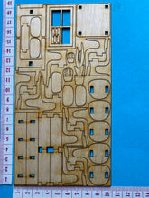 Lade das Bild in den Galerie-Viewer, Regal, Tisch und Stühle für Puppenhaus