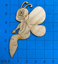 Lade das Bild in den Galerie-Viewer, Schmetterling, sitzend