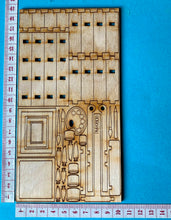 Lade das Bild in den Galerie-Viewer, Regale, Staffelei, Bilderrahmen und Künstlerzubehör für Puppenhaus