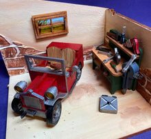 Lade das Bild in den Galerie-Viewer, Komplettset "'Werkstatt mit Auto" für Puppenhaus