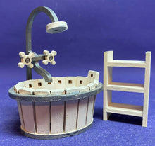Lade das Bild in den Galerie-Viewer, Badewanne und Regal für Puppenhaus