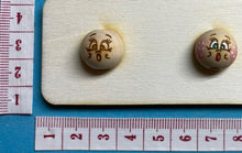 Lade das Bild in den Galerie-Viewer, 6er Set, Holzkugeln mit Gesicht (15mm)