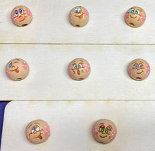 Lade das Bild in den Galerie-Viewer, 6er Set, Holzkugeln mit Gesicht (15mm)