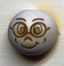 Lade das Bild in den Galerie-Viewer, 6er Set, Holzkugeln mit Gesicht (15mm)