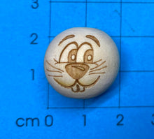 Lade das Bild in den Galerie-Viewer, 5er Set, Holzkugeln - Tiere und Fantasie (20mm)