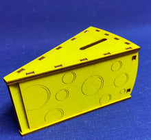 Lade das Bild in den Galerie-Viewer, Käsestück, Bausatz, als Spardose für Geldgeschenk