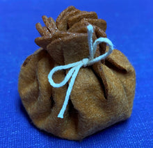 Lade das Bild in den Galerie-Viewer, Säckchen zum Nähen, Filz, Geldsack