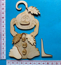 Lade das Bild in den Galerie-Viewer, Kürbisfigur zum Stellen