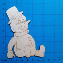 Lade das Bild in den Galerie-Viewer, Schneemann sitzend mit Zylinder