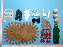 Lade das Bild in den Galerie-Viewer, Zwerge aus Filz