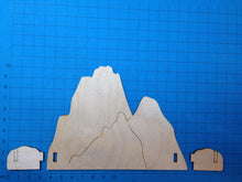 Lade das Bild in den Galerie-Viewer, Berg aus Holz