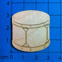 Lade das Bild in den Galerie-Viewer, Trommel aus Holz