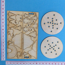 Lade das Bild in den Galerie-Viewer, 2 x Mini-Diorama aus Holz