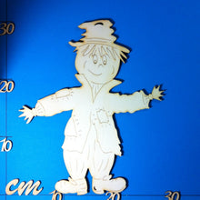 Lade das Bild in den Galerie-Viewer, Vogelscheuche aus Holz