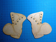 Lade das Bild in den Galerie-Viewer, Stiefel mit Löcher aus Holz Ideen aus Holz für Kinderzimmer, Holzteile bemalen, Schuhe zum Bemalen, Prinzessin basteln, Zickenzone mit Pumps, Schuhe zum Basteln, Türschilder basteln, Pumps zum Bemalen, Stiefel aus Holz zum Basteln, Basteln mit Kindern, Ballerina zum Basteln, Holzteilchen zum Anmalen, Für Schuhfetischisten, Highheels zum Bemalen, Zickenzone mit Pumps, Pumps zum Bemalen, Holzteilchen zum Anmalen, Basteln mit Kindern, Holzteile bemalen, Stiefel aus Holz zum Basteln, Für Schuhfetischisten, Id