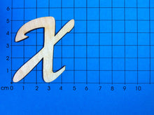 Lade das Bild in den Galerie-Viewer, Buchstaben in Schreibschrift 5cm aus Holz