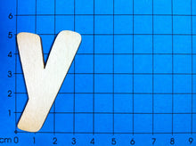 Lade das Bild in den Galerie-Viewer, Buchstaben in 5cm aus Holz