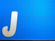 Lade das Bild in den Galerie-Viewer, Buchstaben in 12cm aus Holz