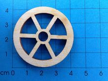 Lade das Bild in den Galerie-Viewer, 4cm Bastelidee für Kinder, Herbst, Bastelideen Kinder, Holzteile bemalen, Bastelbedarf aus Holz, Jahresdeko malen, Bastelset aus Holz, Erntedankfest, Basteln mit Holzteilen, Wagenrad aus Holz, Basteln mit Holz für Kinder, Basteln mit Kindern,  Holzteile bemalen, Basteln mit Holzteilen, Basteln mit Holz für Kinder, Erntedankfest, Wagenrad aus Holz, Bastelset aus Holz, Bastelidee für Kinder, Basteln mit Kindern, Bastelbedarf aus Holz, Herbst, Jahresdeko malen, Bastelideen Kinder,  LWH 8104