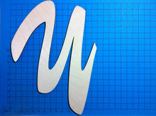 Lade das Bild in den Galerie-Viewer, Buchstaben in Schreibschrift 15cm aus Holz