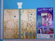 Lade das Bild in den Galerie-Viewer, Klohaus klein aus Holz Holzartikel zum Basteln, Fenster und Türen aus Holz, Fenster und Türen zum Basteln, Wichtellandschaft , Wichteltürbasteln, Holzartikel zum Bemalen, Klohaus für Landschaft, Fairy House, Fenster und Türen zum Basteln, Klohaus aus Holz , Landschaften, Fairy House Landschaften, WHL 8510SB