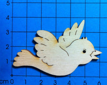 Lade das Bild in den Galerie-Viewer, Kleiner fliegender Vogel aus Holz, ohne Loch