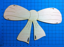 Lade das Bild in den Galerie-Viewer, 16cm Holzkunst, Basteln mit Holz für Kinder, Schleife zum Bemalen, Basteln mit Kinder, Holzteile, Kleine Holzteile, Schleife zum Basteln, Streuteile Holz, Basteln mit Holz, Holz bemalen Acryl, Holzteile bemalen, Basteln mit Holzteile, Basteln mit Holz, Holzideen , Streuteile diy, Holz bemalen, Schleife zum Bemalen, Schleife zum Basteln, Basteln mit Holz, Holz bemalen, Basteln mit Holz für Kinder, Holzideen , Basteln mit Holzteile, Kleine Holzteile, Basteln mit Kinder, Basteln mit Holz, Holzteile, Holzkuns