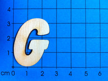 Lade das Bild in den Galerie-Viewer, Buchstaben in 3,3cm aus Holz