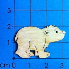 Lade das Bild in den Galerie-Viewer, 3cm Bären gestalten , Tiere aus Holz basteln, Tiere aus Holz malen, Dekoration für den Winter, Dekoidee für Zuhause, basteln mit Kindern, Kinder basteln Tiere, Eisbären malen, Bastelzubehör aus Holz, Holzbastelartikel, Kinder basteln Tiere, basteln mit Kindern, Holzbastelartikel, Bären gestalten , Tiere aus Holz basteln, Dekoration für den Winter, Bastelzubehör aus Holz, Dekoidee für Zuhause, Tiere aus Holz malen, Eisbären malen, EBH 3003