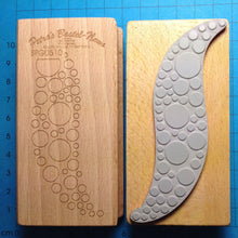 Lade das Bild in den Galerie-Viewer, Stempel Kreise 10cm Stempel für Hochzeit, Stempel für scrapbooking, Kreise Stempel, Stempel mit Holzgriff, Stempel für Geschenke, Stempeln, Stempel für Kartengestaltung, Stempel für Holz, Stempelideen, Stempel für Kinder, SPG 0510