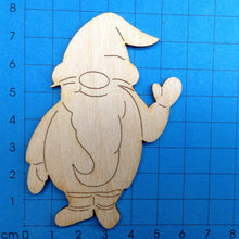 Lade das Bild in den Galerie-Viewer, Wichtel aus Holz