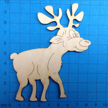 Lade das Bild in den Galerie-Viewer, Elch aus Holz