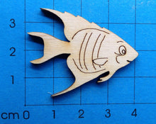 Lade das Bild in den Galerie-Viewer, Discusfisch lustig aus Holz Jahrsesdeko basteln, Fotobuch gestalten, Kleine Tiere aus Holz, Fische bemalen, Bastelzubehör aus Holz, Meerestiere malen, Maritime Erinnerung basteln, Basteln mit Kindern, Schilder mit Meerestieren gestalten, Dekoration mit Kindern gestalten, Fotoalbum basteln, Basteln mit Kindern, Dekoration mit Kindern gestalten, Fische bemalen, Kleine Tiere aus Holz, Jahrsesdeko basteln, Schilder mit Meerestieren gestalten, Fotoalbum basteln, Maritime Erinnerung basteln, Bastelzubehör aus H