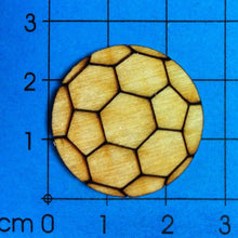 Lade das Bild in den Galerie-Viewer, Fußball aus Holz